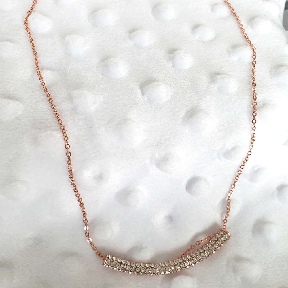 Rose Gold Rhinestone Fashion Necklace
